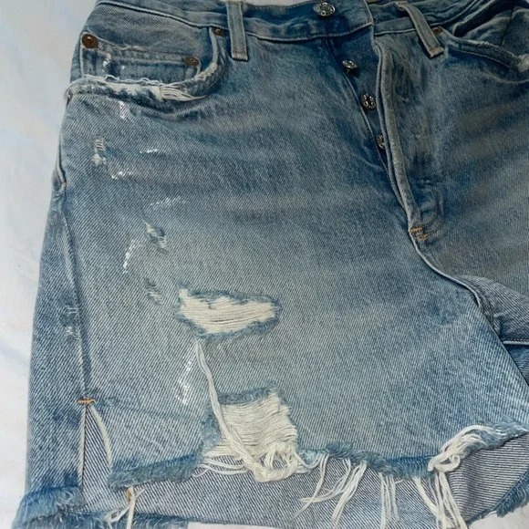 AGOLDE Parker cut off denim shorts 2,5” - Picture 8 of 13